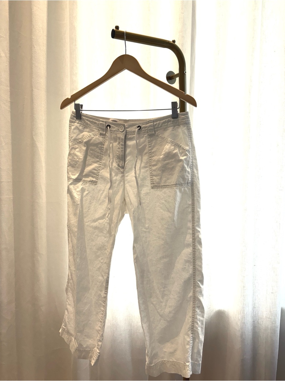 Jones New York Sport Women's Cropped White Pants Size 6